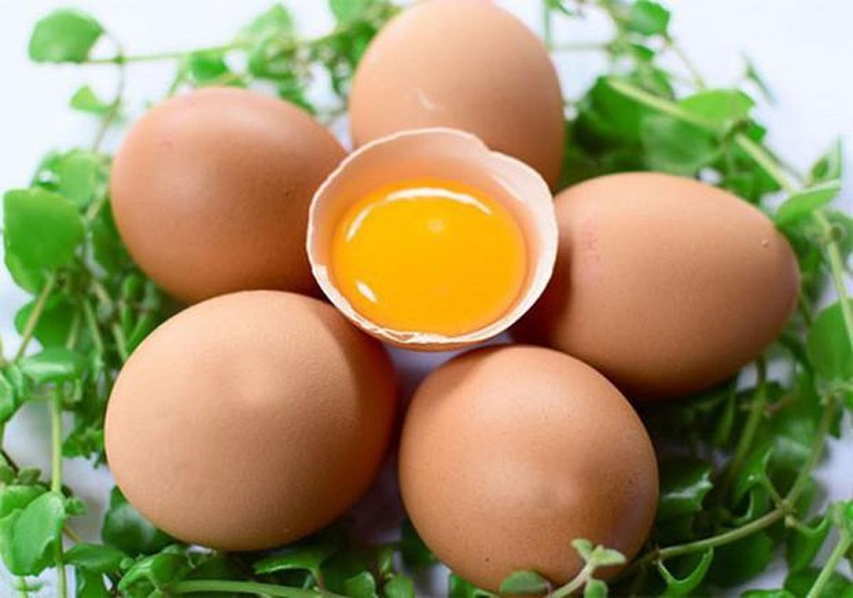 Ăn nhiều trứng gà có tốt không? Trứng gà có chất gì?